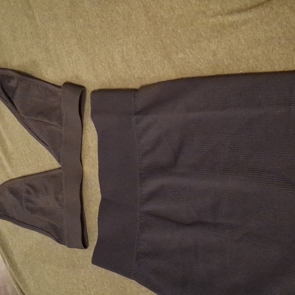 Two piece - Picture 2 of 2